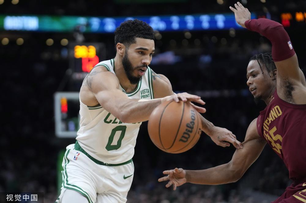 中国队以 中国队以